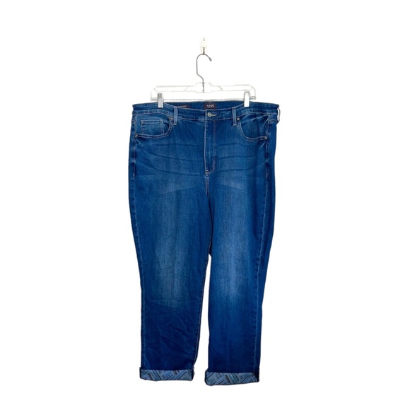NYDJ Medium Wash High Rise Cuffed Cropped Girlfriend Jeans Size 16W - Picture 1 of 13